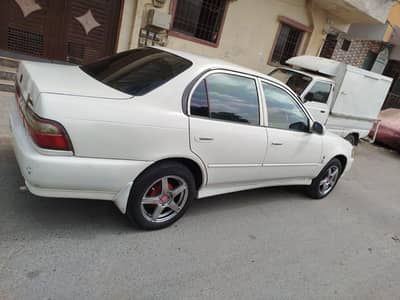 Toyota Indus Corolla XE 2000