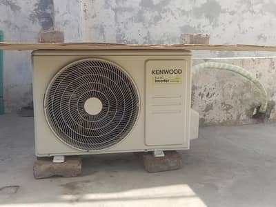 Dc inverter Kenwood 1.5 ton 6month use