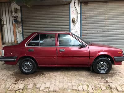 Nissan Sunny 1985