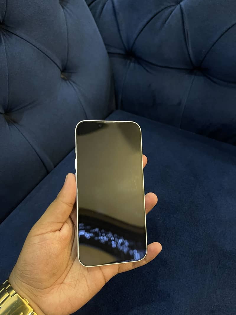 Iphone 16e jv 1