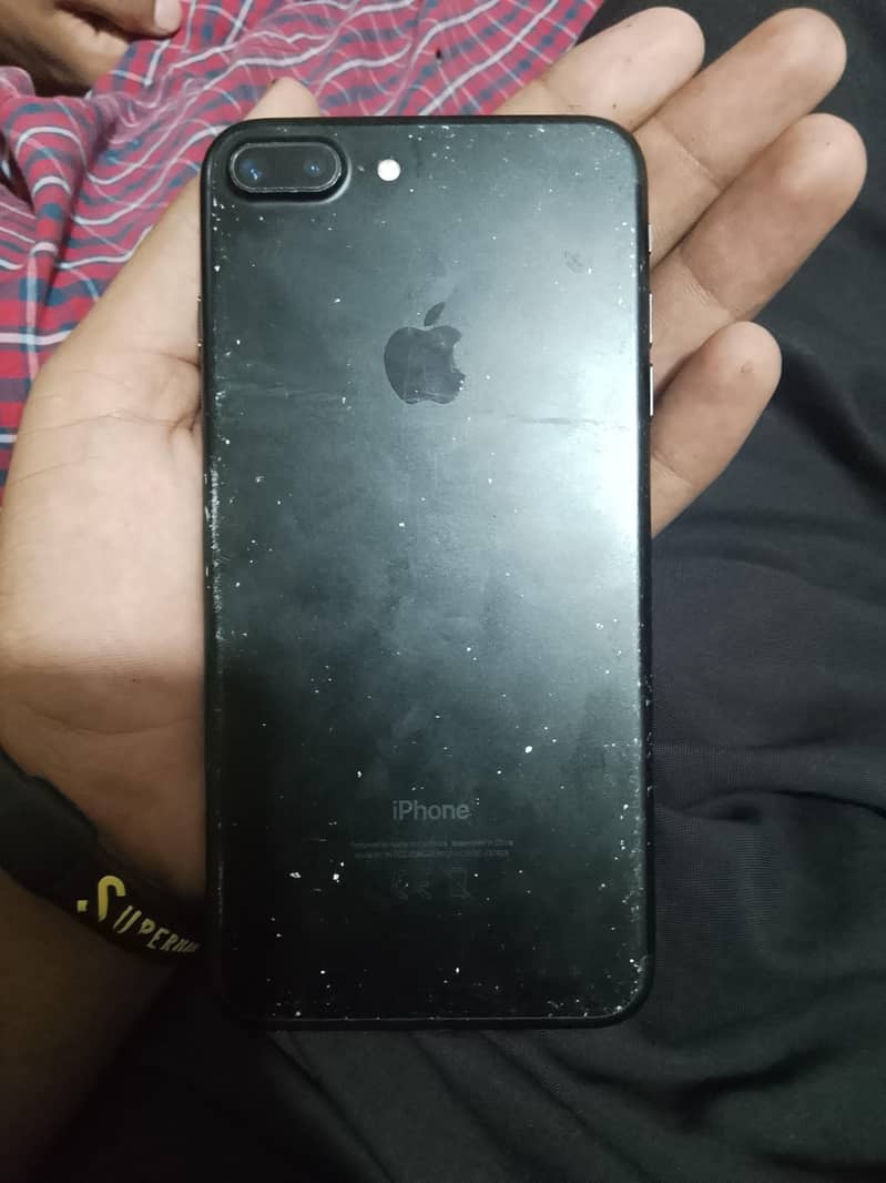 Apple iPhone 7 Plus 0