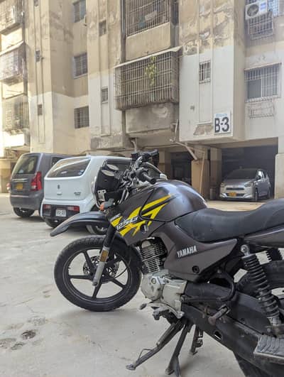 YAMAHA YBRG 125cc LIMITED EDITION