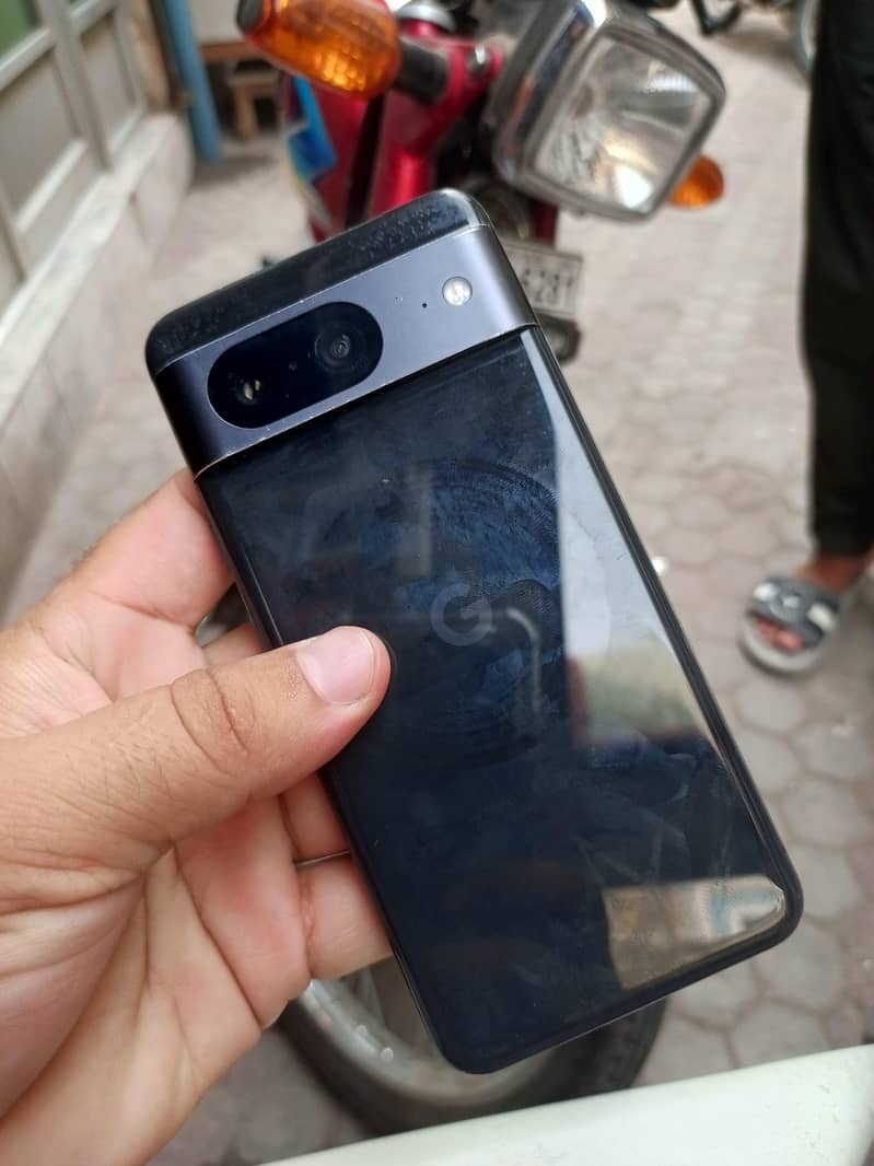 Google Pixel 8a 4