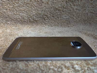 Motorola Moto Z Droid | PTA Approved | 4GB/32GB | 9/10 Condition
