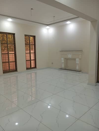 Kanal double storey house available for rent