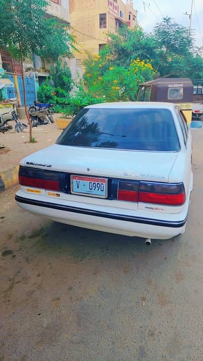 Toyota Corolla 1990