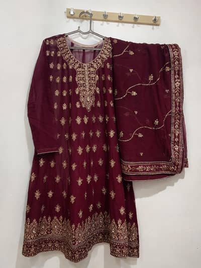 4 PCs stiched suit