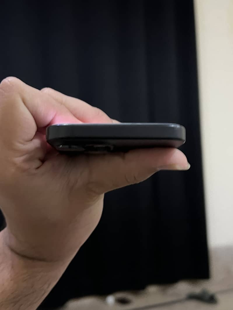 Apple iPhone 15 2