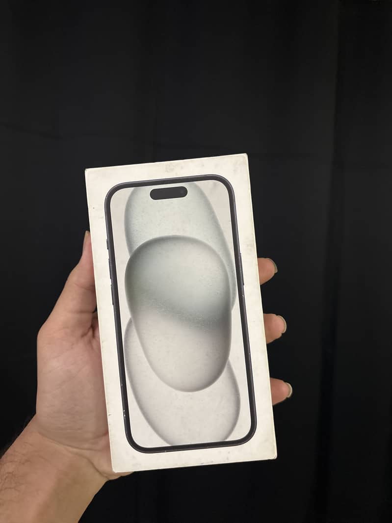 Apple iPhone 15 8