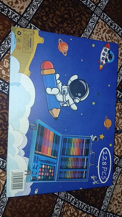 Premium 128 Piece Children's Art &Coloring Set  (Astronaut Theme)
