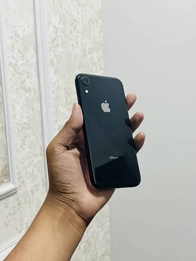 Apple iPhone XR