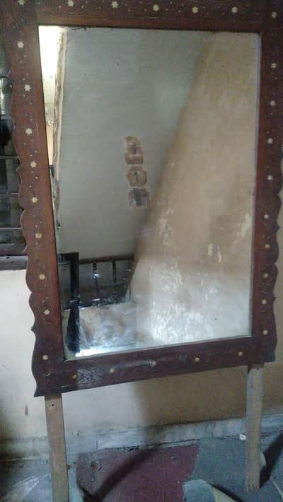 dressing table with mirror