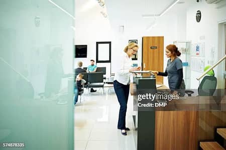 Only Female Manager, lhv, data operator