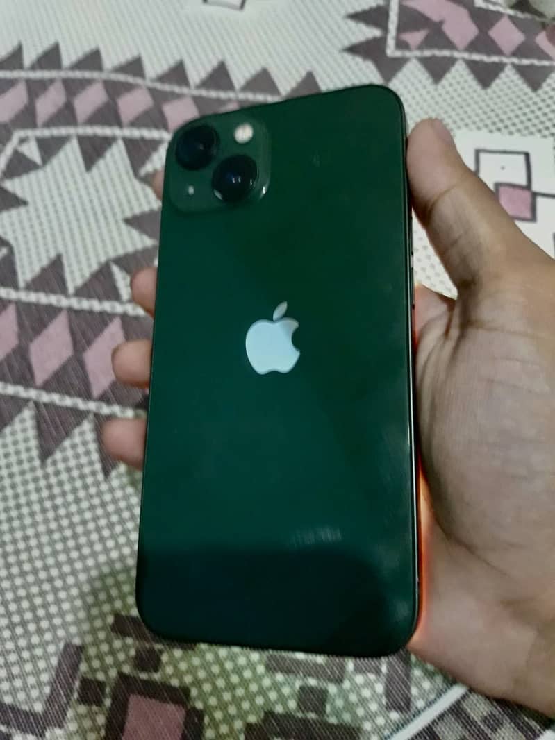 Apple iPhone 13 3