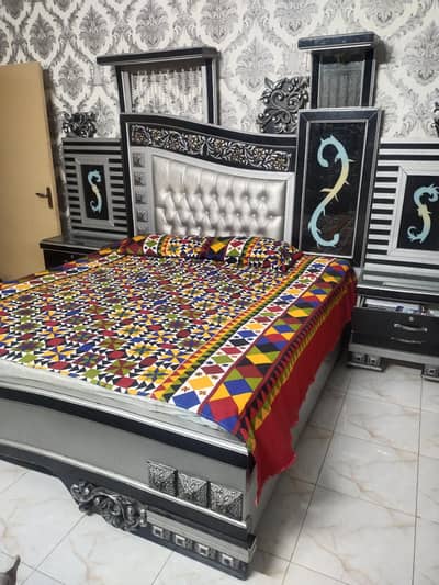 bed ,side tables and mirror dressing