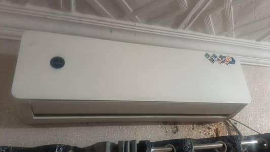 Enviro AC DC invertor