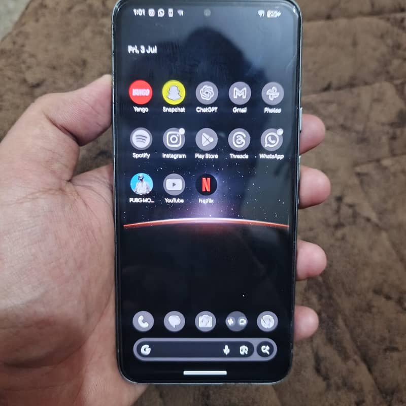 Google pixel 8 3