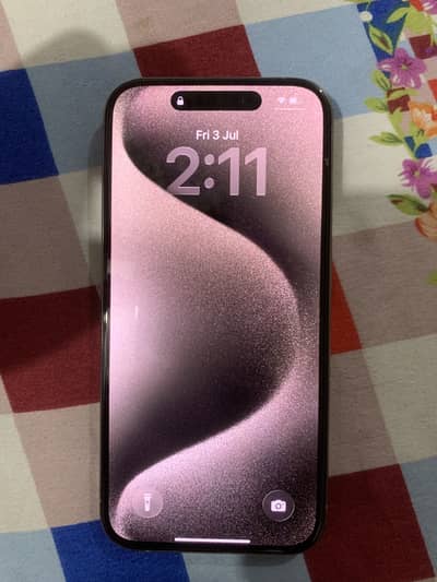 Apple iPhone 15 Pro 90% battery health