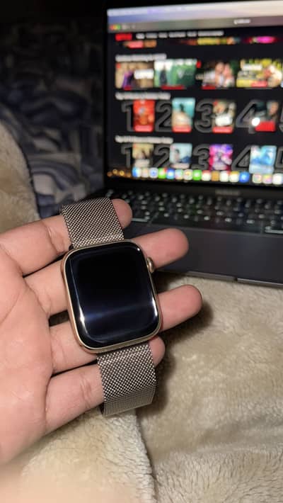 Apple Watch Series 9 Stainless Steel Gold 45MM