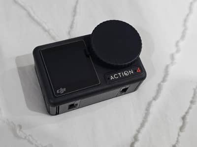 DJI OSMO Action 4 Adventure Combo