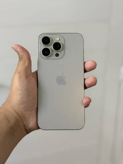 Apple iPhone 15 Pro Max