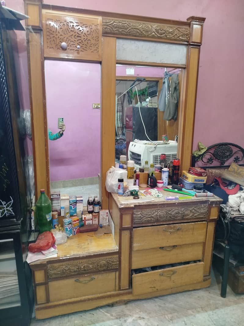 dressing table 2