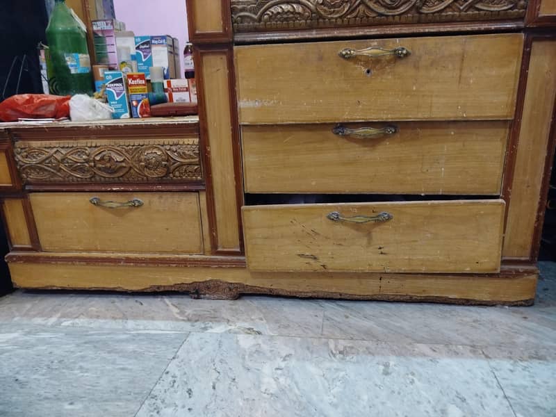 dressing table 3
