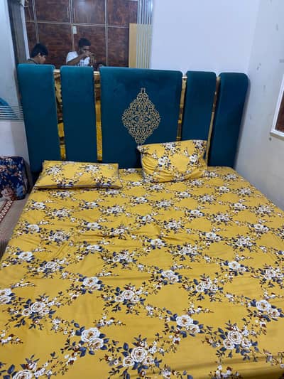 bed with diamonds form double bed