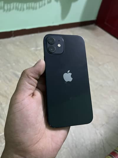 Apple iPhone 12