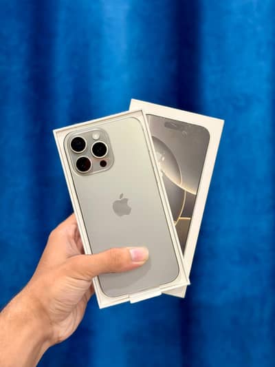 (iPhone 16 Pro Max jv)(100%HB)(CC97)CONDITION10/10)