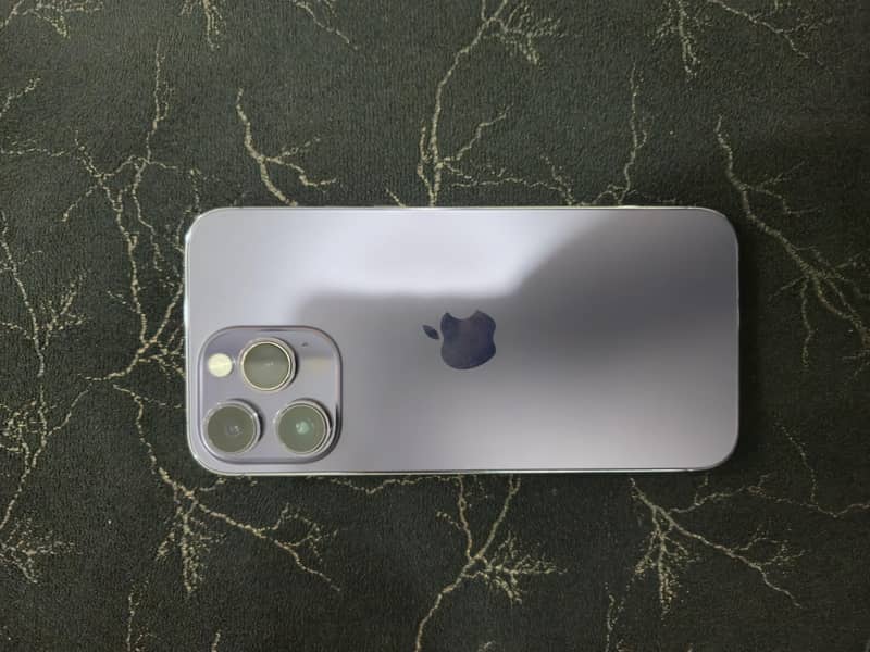 Apple iPhone 14 Pro Max 0