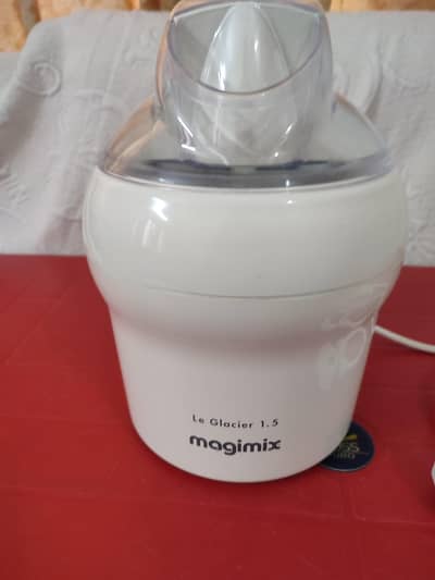 Magimix Le Glacier 1.5  Soft Serve Cone Ice Cream Maker