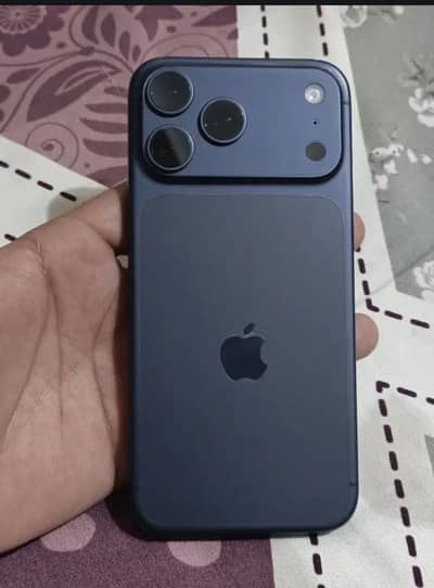 Apple iPhone 17 Pro Max jv