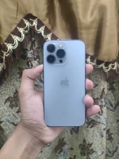 Apple iPhone 13 Pro