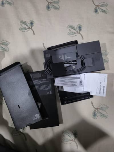 Samsung Mobile S24 FE