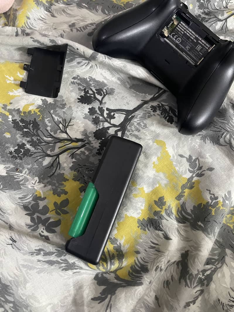 Xbox one s controller 4