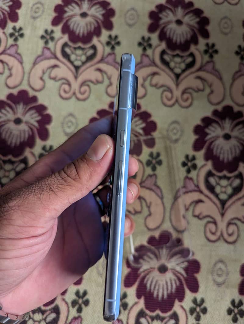 Google Pixel 8 Pro 6