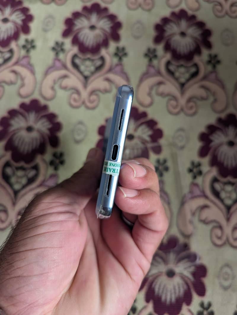Google Pixel 8 Pro 7