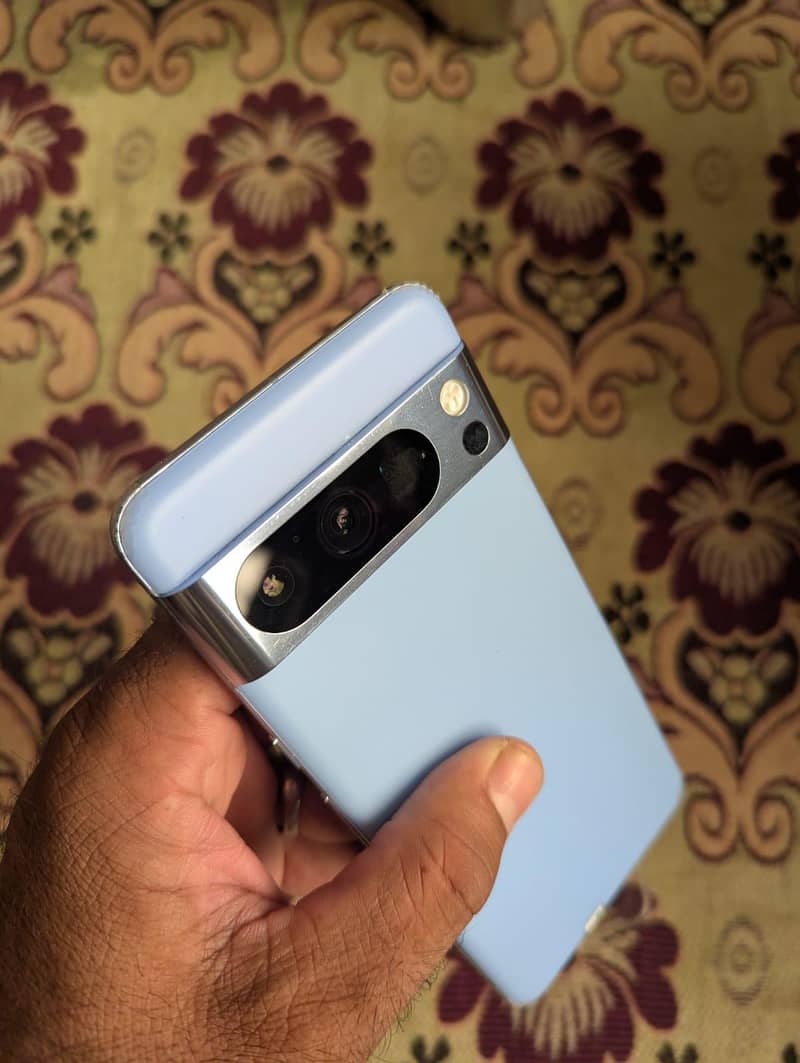Google Pixel 8 Pro 8