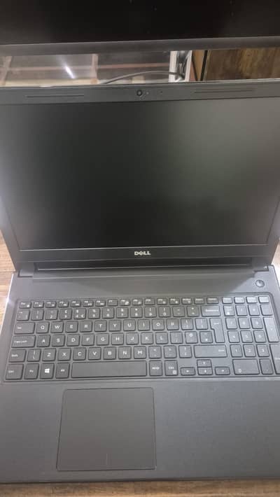 Dell Vostro 15 - Core i3 8th Gen - 4/128