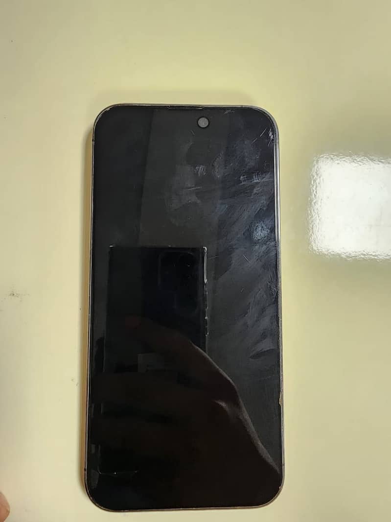 Apple iPhone 14 Pro Max 1