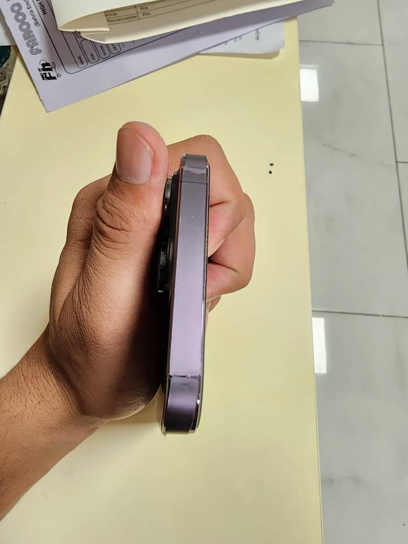 Apple iPhone 14 Pro Max 5