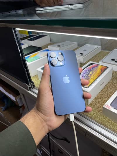 Apple iPhone 15 Pro Max