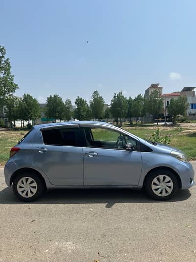Toyota Vitz 2013