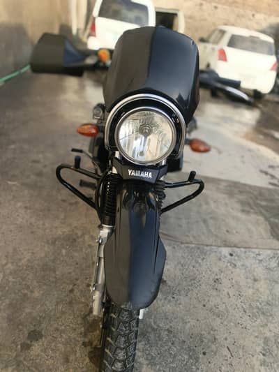 Yamaha YBR G