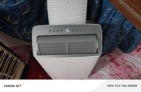 midea  portable AC Room