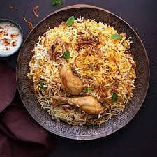 biryani ka kareegar chahye