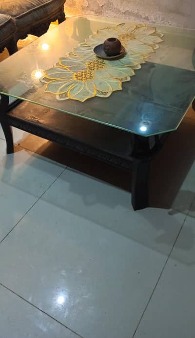 chinoti centre table