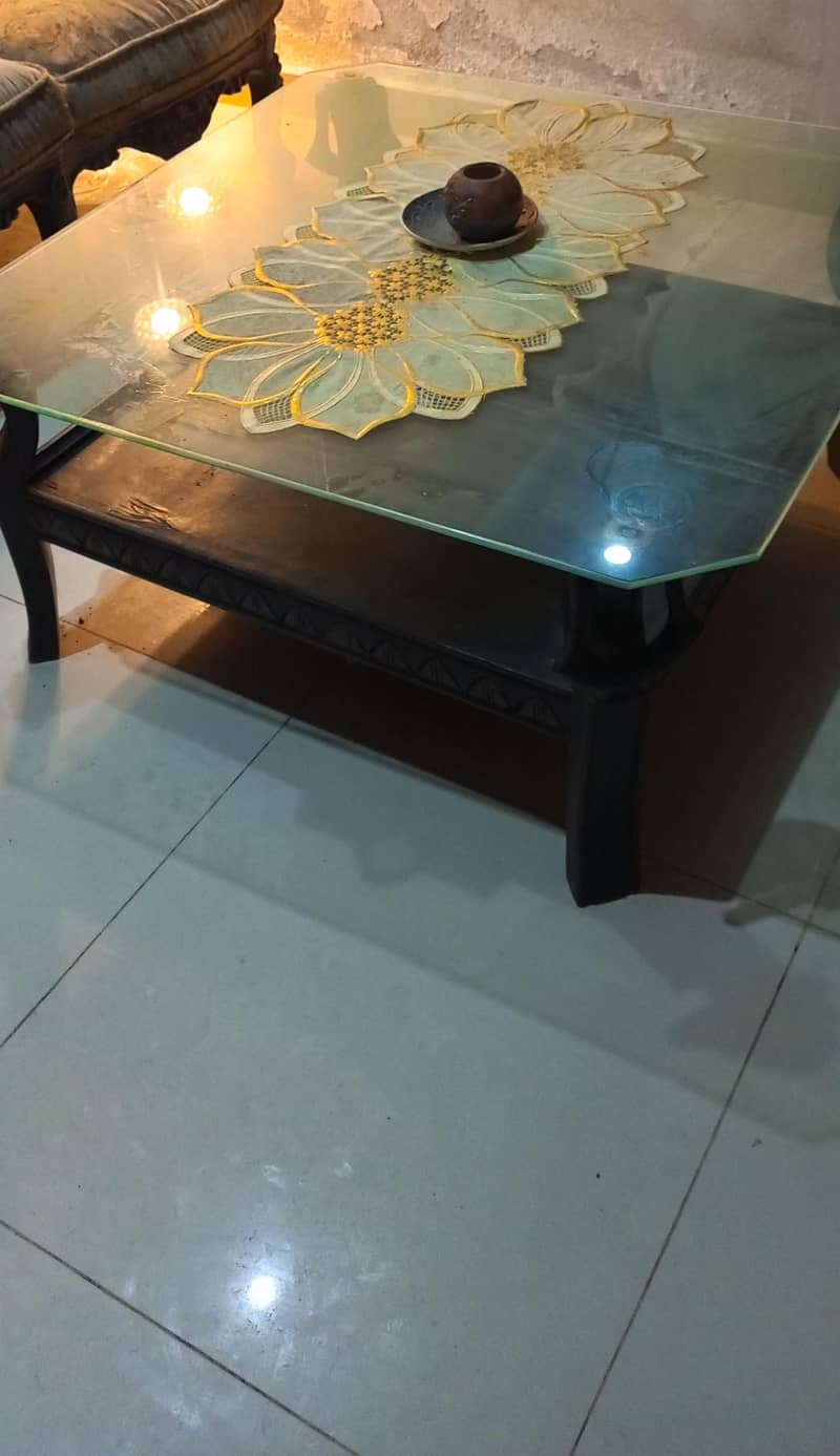 chinoti centre table 0