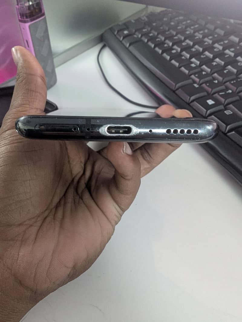 One Plus 7 Pro 6